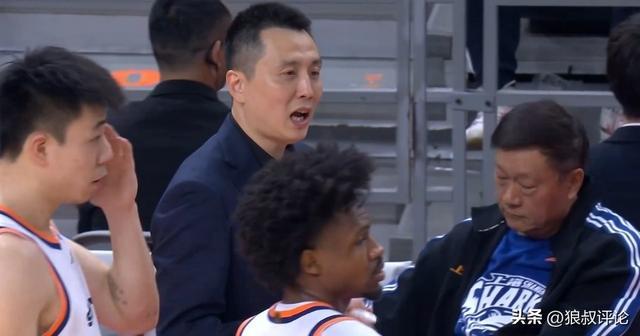 开云下载-上海主帅:王哲林达成1万分里程碑非常难得 希望保持健康多打几年